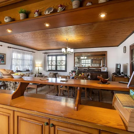 Villa Philippopolis - Elegant & Spacious Retreat *