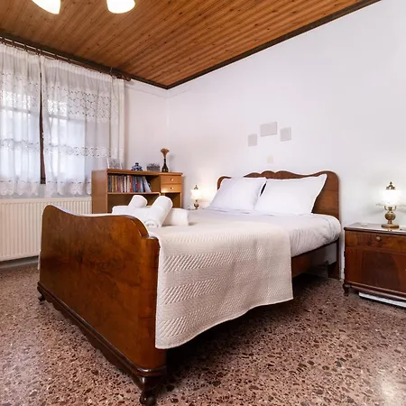 Philippopolis - Elegant & Spacious Retreat