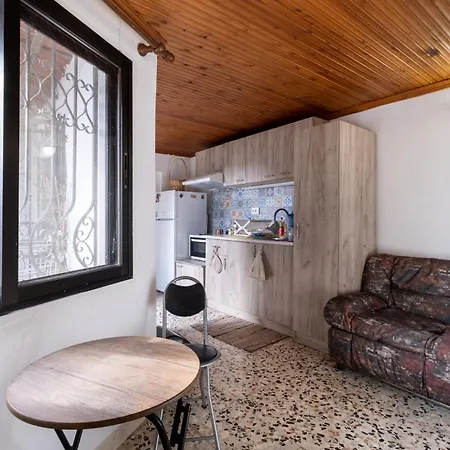 Philippopolis - Elegant & Spacious Retreat וילה *